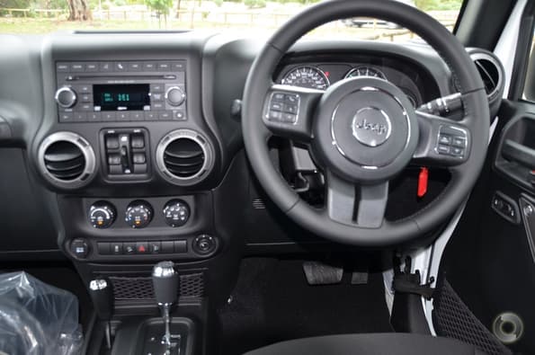 2017 Jeep Wrangler Unlimited Sport Auto 