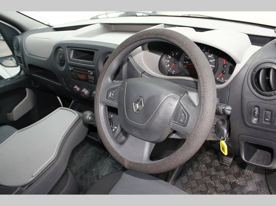 2015 Renault Master Mid Roof LWB AMT