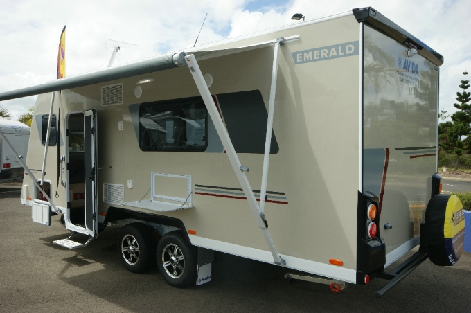 AVIDA EMERALD CV6672SL TOURER (2017)