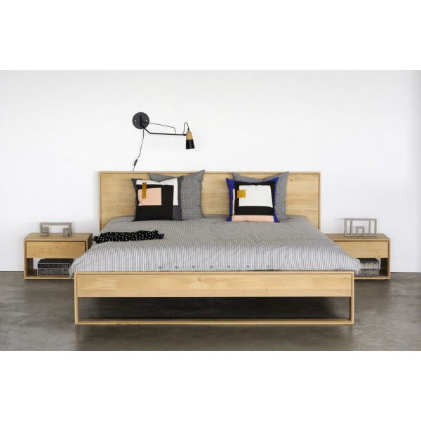 Oak Nordic II King size bed