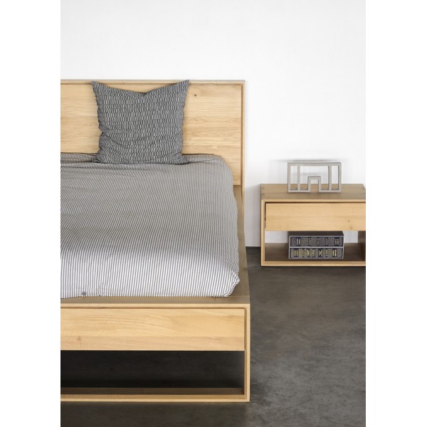 Oak Nordic II King size bed