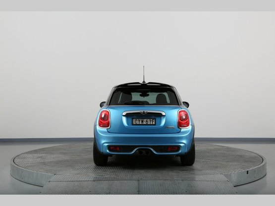 2015 MINI COOPER S 5D HATCH F55