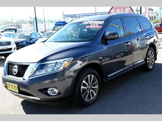 2014 NISSAN PATHFINDER ST-L (4x2)