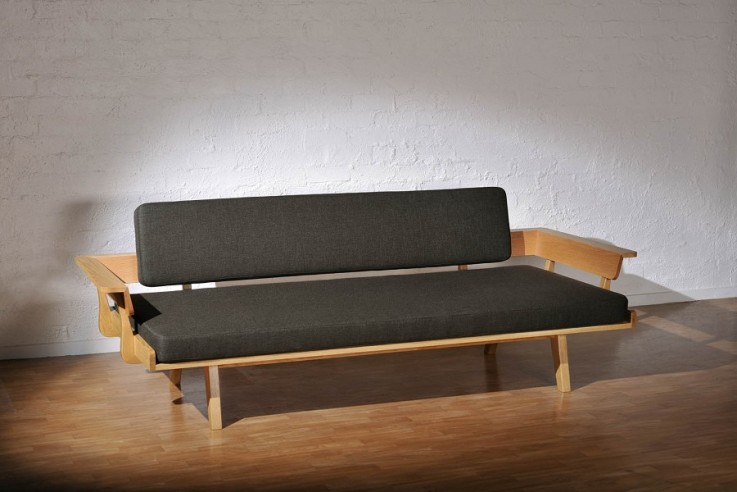 REMI DAYBED