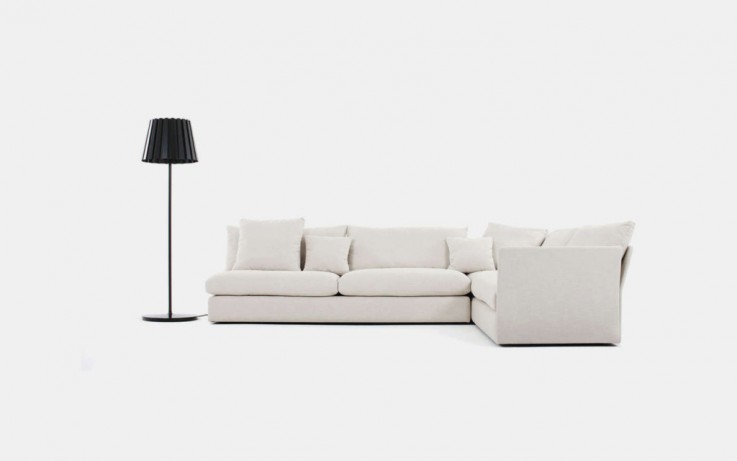 OUTLINE SOFA