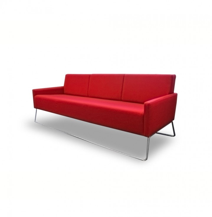 ZEPHYR SOFA