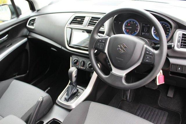 2016 Suzuki S-Cross GL Navigator Hatchba