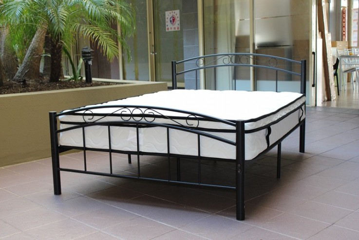 CLEVELAND STURDY METAL QUEEN BED FRAME -