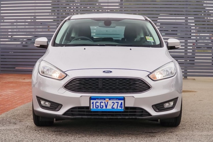 2016 Ford Focus Trend Hatchback (Silver)