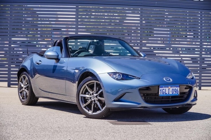 2016 Mazda Mx-5 Gt Roadster (Blue) 