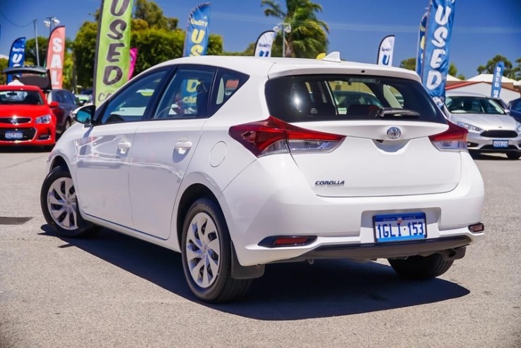 2016 Toyota Corolla Ascent Hatchback (Wh