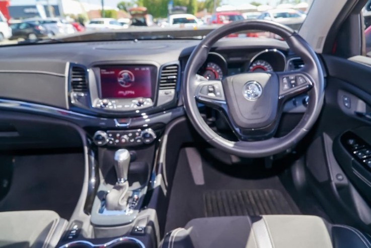 2016 Holden Commodore Sv6 Sedan (Red) 