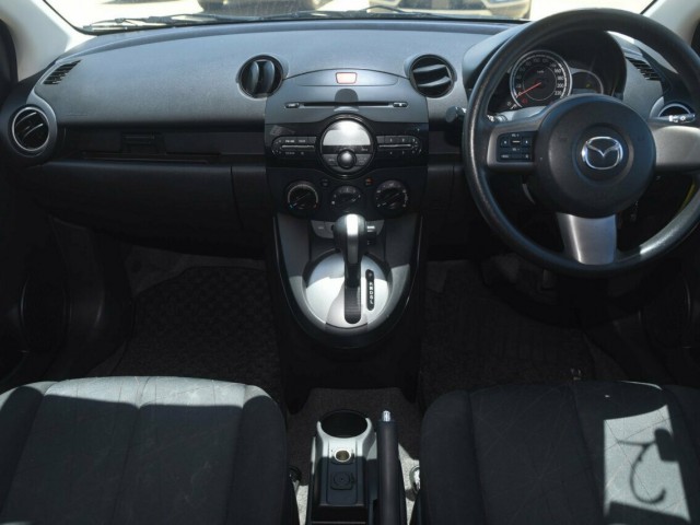 2011 MY12 Mazda 2 DE10Y2 MY12 Neo Hatchb