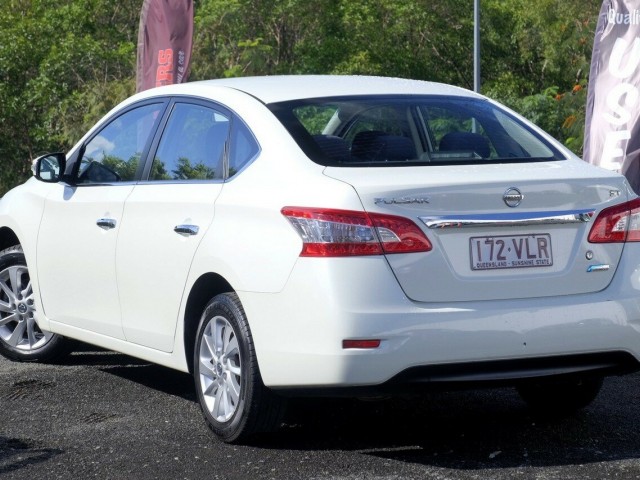 2015 Nissan Pulsar B17 Series 2 ST Sedan