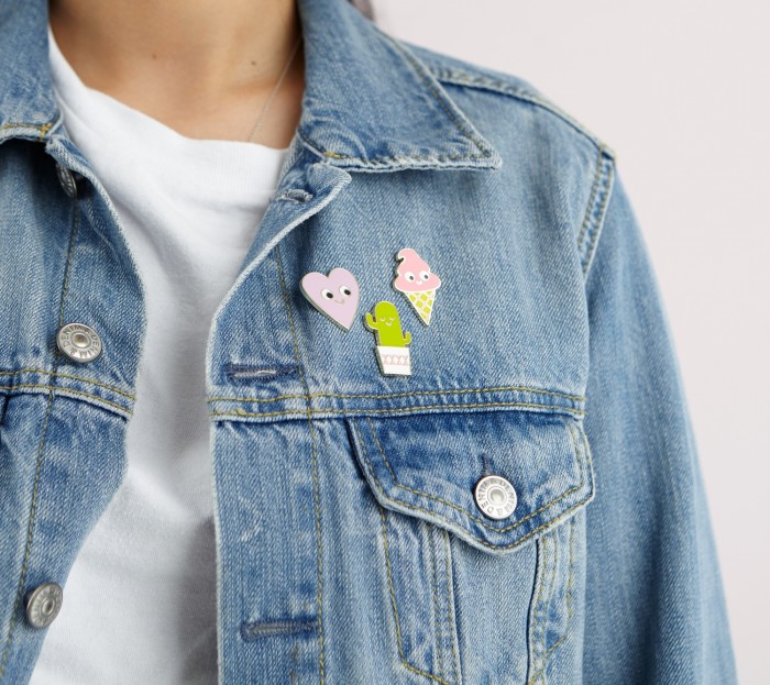  ICE CREAM PIN: CUTE 