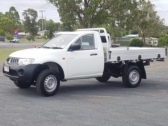 MITSUBISHI TRITON SINGLE CAB – 4X2