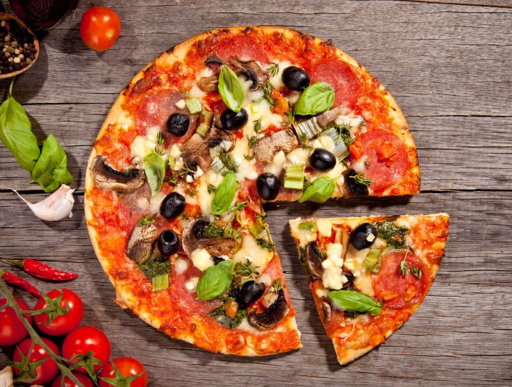 15% off  Aroma's Pizza House,Code OZ05