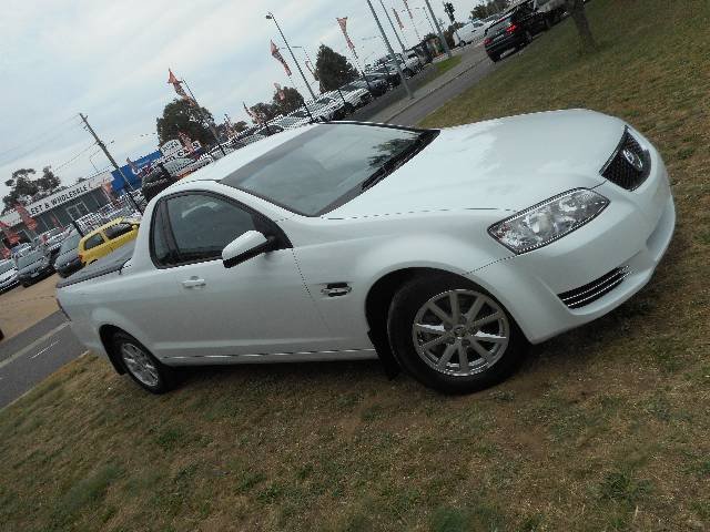 2012 Holden Commodore Omega VE II MY12.5