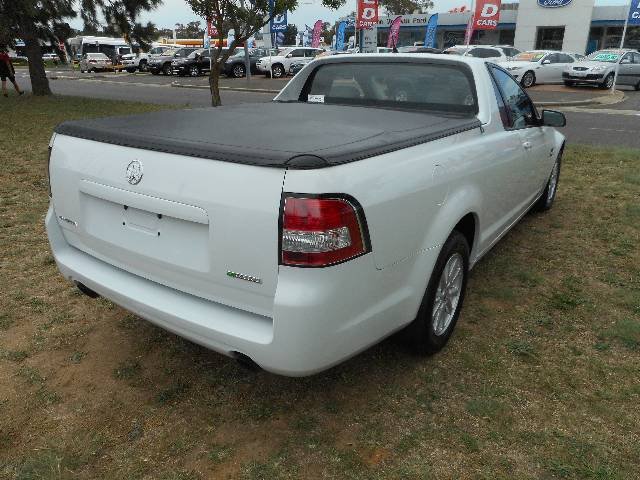 2012 Holden Commodore Omega VE II MY12.5