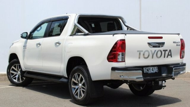 Toyota Hilux GUN126R 2017 6 Speed Sports