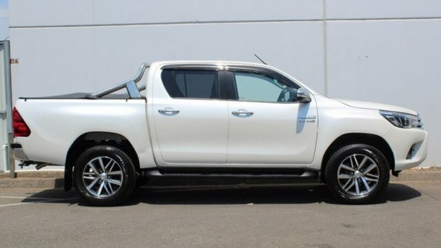 Toyota Hilux GUN126R 2017 6 Speed Sports