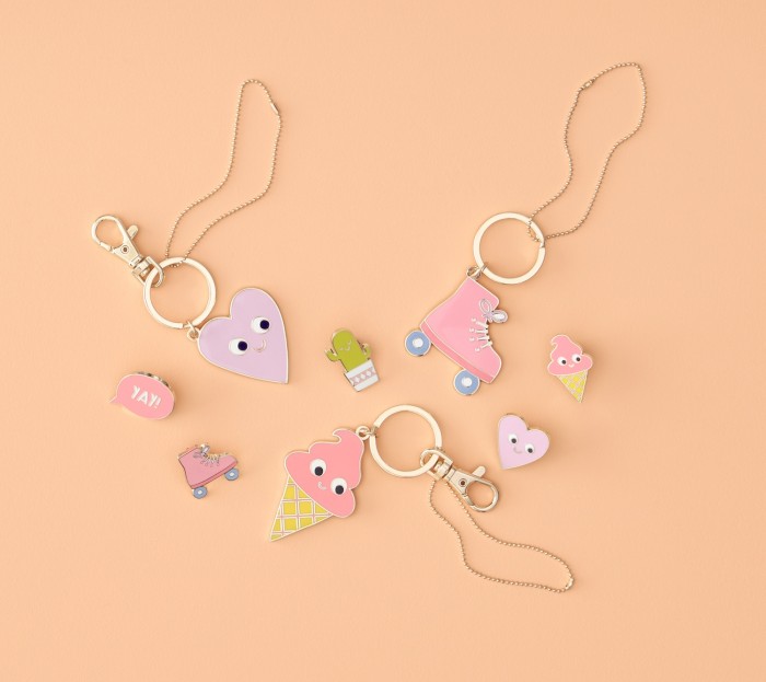  KEY RING ROLLER SKATE: CUTE 