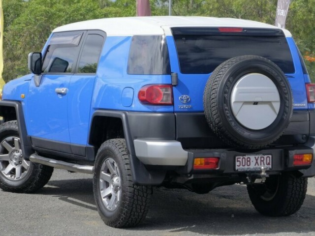 2011 Toyota FJ Cruiser GSJ15R Wagon For 