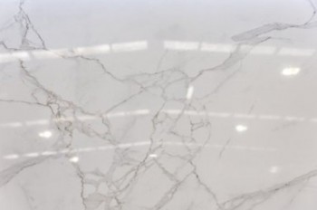 Get Luxurious Calacatta Marble for Beaut