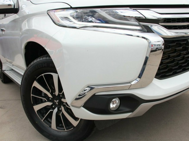 2016 MY17 Mitsubishi Pajero Sport QE GLS