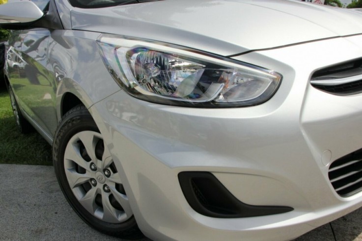 2016 Hyundai Accent Active