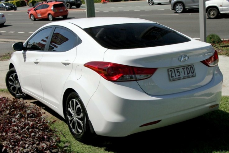 2013 Hyundai Elantra Active