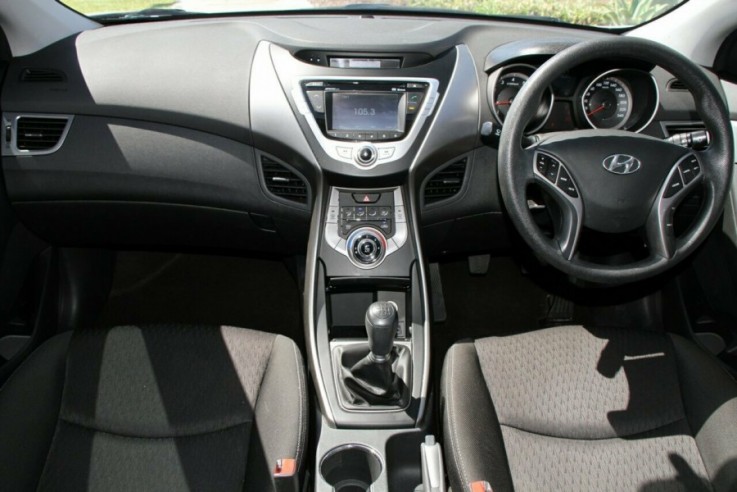 2013 Hyundai Elantra Active