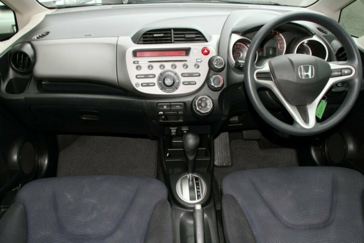 2012 Honda Jazz GLi