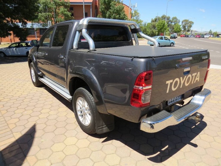 2015 Toyota Hilux SR5 4X4 KUN26R MY14