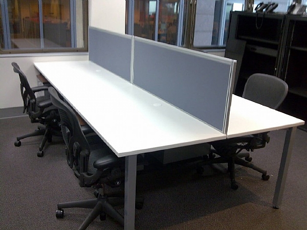 DESK HUNG SCREEN SYSTEMS