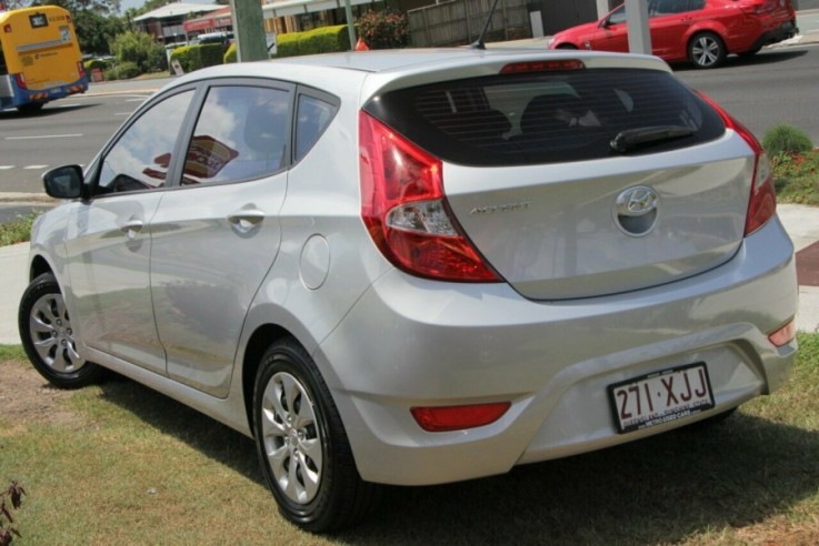 2016 Hyundai Accent Active