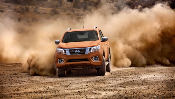 NISSAN Navara RX 4X2 Dual Cab Pickup