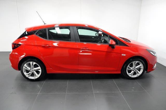 2016 HOLDEN ASTRA BK