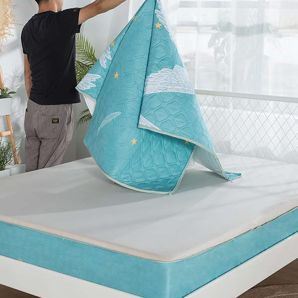 Non-slip quilted waterproof mattress encasement53