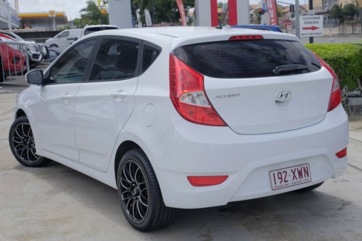 2016 Hyundai Accent Active