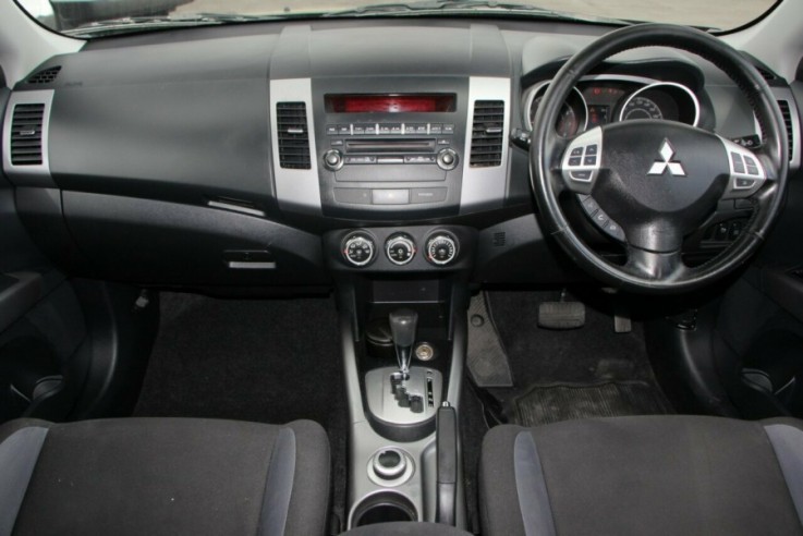 2010 Mitsubishi Outlander Activ