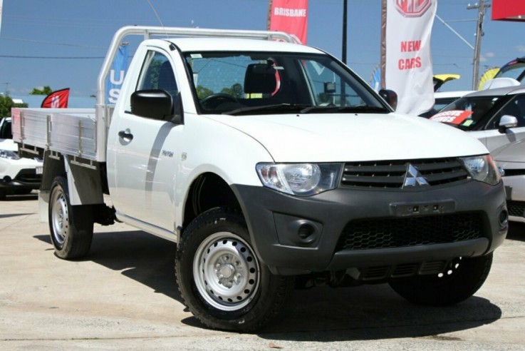 2013 Mitsubishi Triton GL