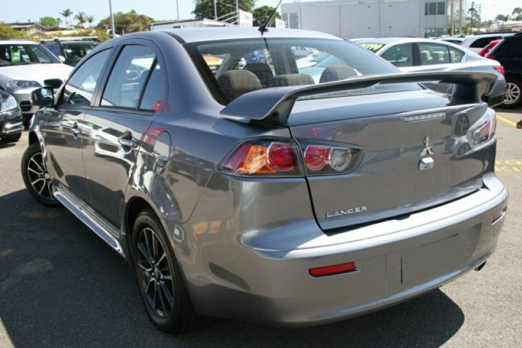 2016 Mitsubishi Lancer ES Sport