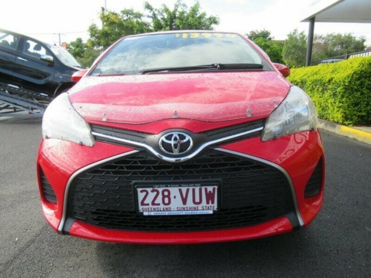 2015 TOYOTA YARIS ASCENT HATCHBACK (RED)