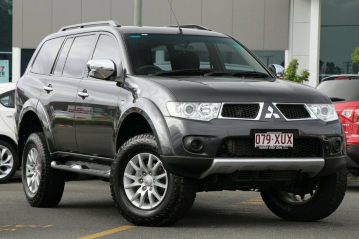 2010 Mitsubishi Challenger LS