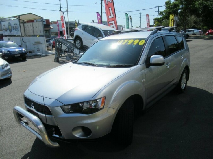 2011 MITSUBISHI OUTLANDER LS WAGON (SILV