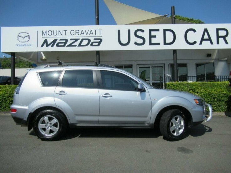 2011 MITSUBISHI OUTLANDER LS WAGON (SILV