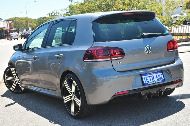 2011 Volkswagen Golf R DSG 4MOTION Hatch