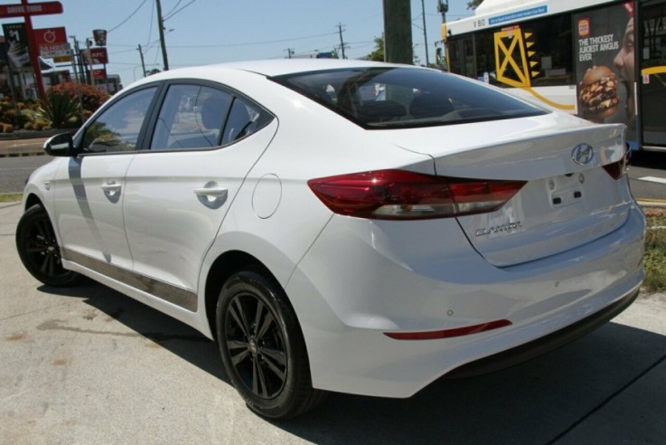 2017 Hyundai Elantra Active