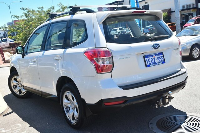 2014 Subaru Forester 2.5i Lineartronic A